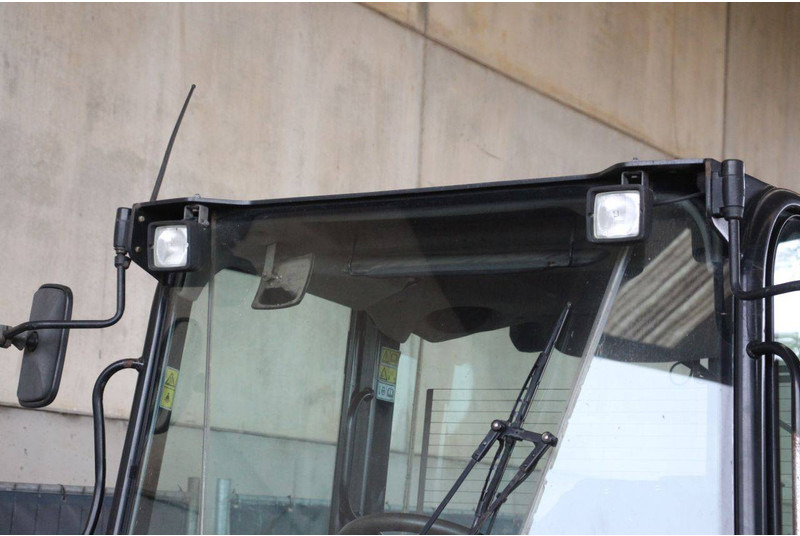 Wiellader Caterpillar 906H