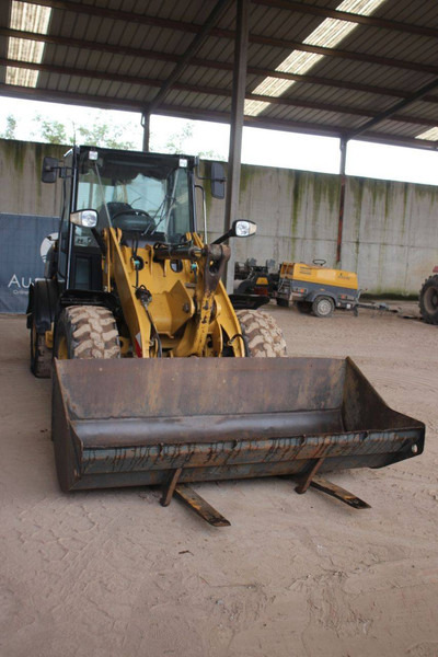 Wiellader Caterpillar 906H