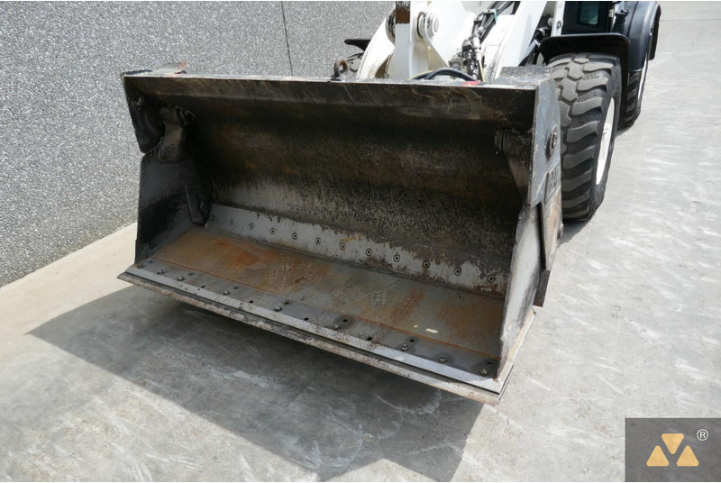 Wiellader Caterpillar 906M