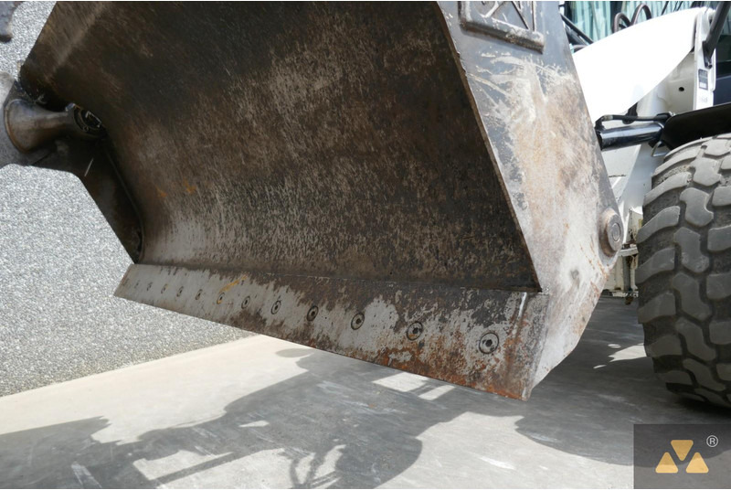 Wiellader Caterpillar 906M