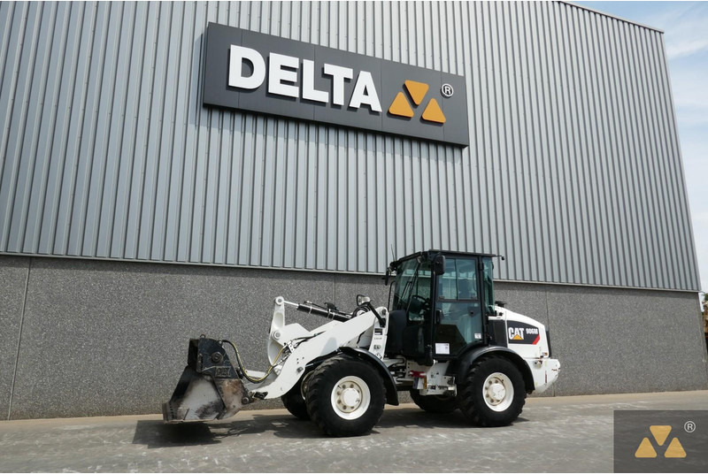 Wiellader Caterpillar 906M