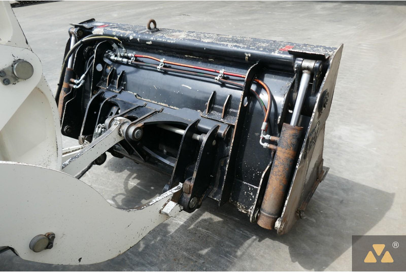 Wiellader Caterpillar 906M