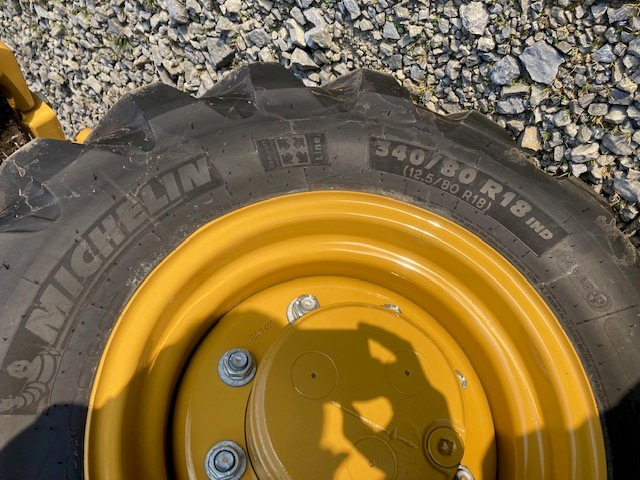 Wiellader Caterpillar 906-14A