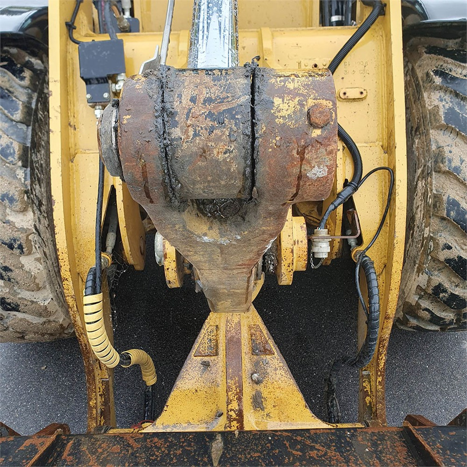 Wiellader Caterpillar 906 H2