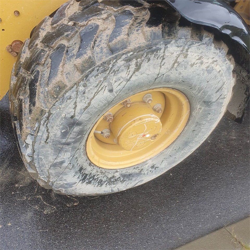 Wiellader Caterpillar 906 H2