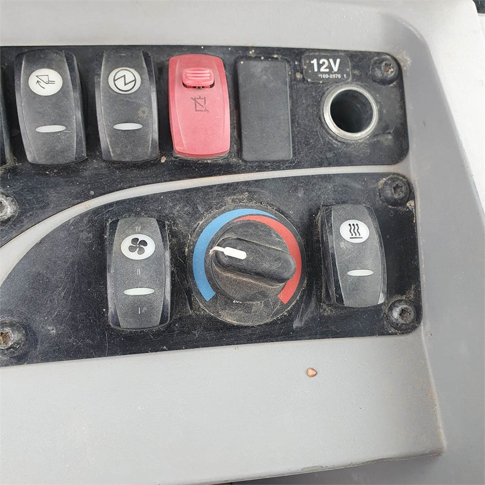 Wiellader Caterpillar 906 H2