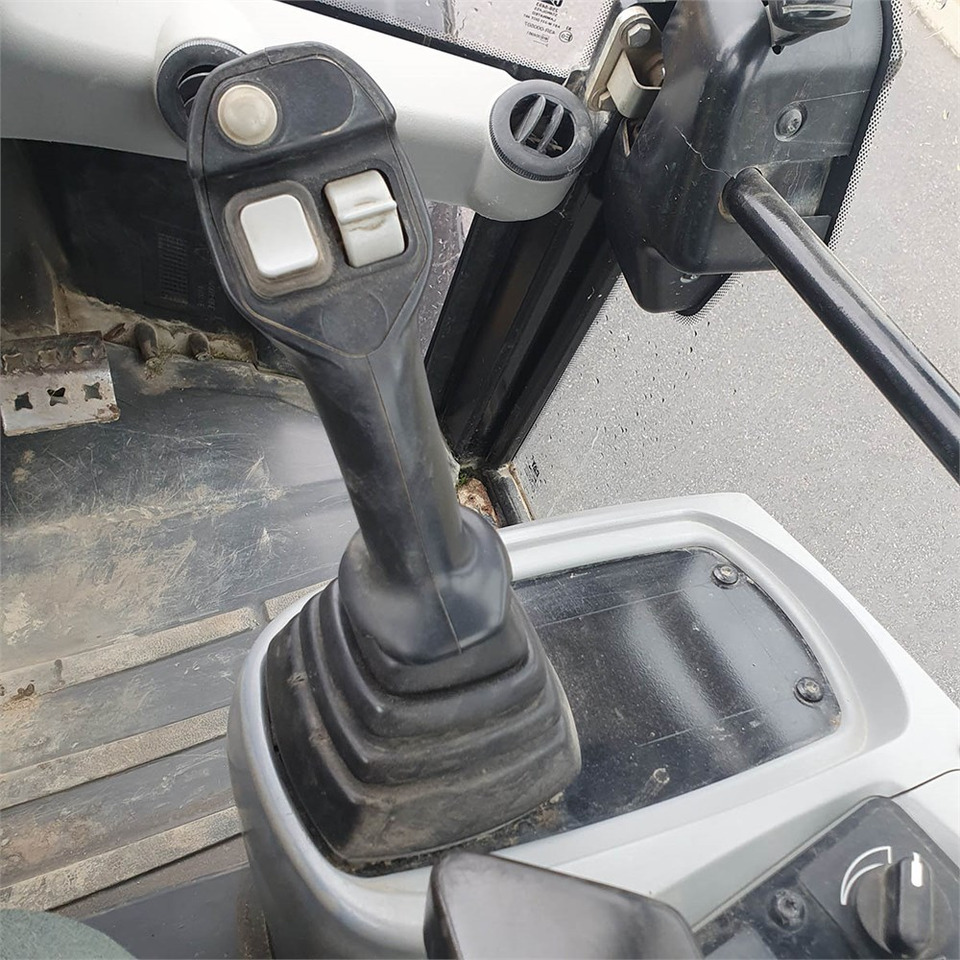 Wiellader Caterpillar 906 H2