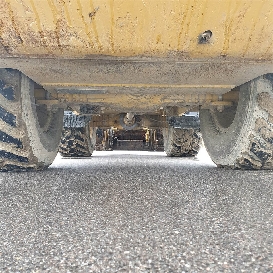 Wiellader Caterpillar 906 H2