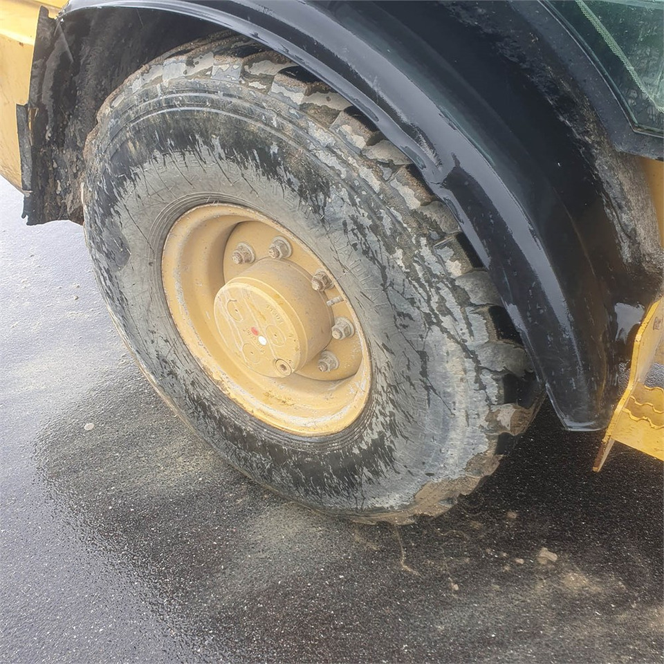 Wiellader Caterpillar 906 H2