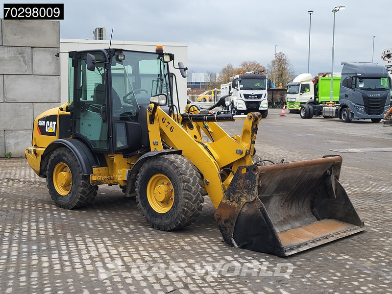 Wiellader Caterpillar 906 M 4-1 Bucket + Forks