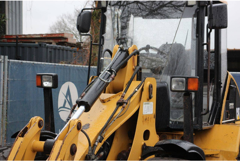 Wiellader Caterpillar 908