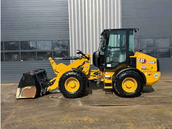 Wiellader Caterpillar 908M