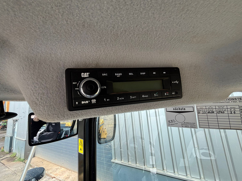 Wiellader Caterpillar 908M