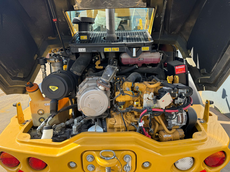 Wiellader Caterpillar 908M
