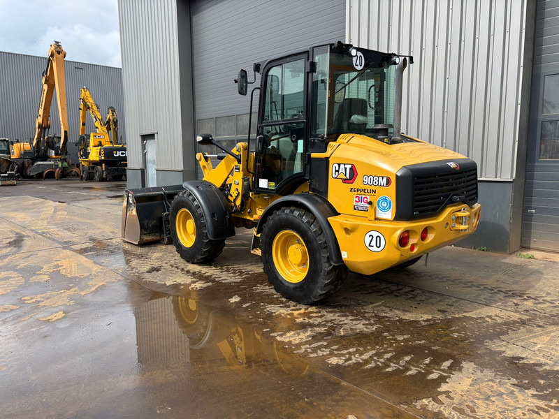 Wiellader Caterpillar 908M