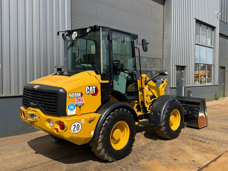 Wiellader Caterpillar 908M