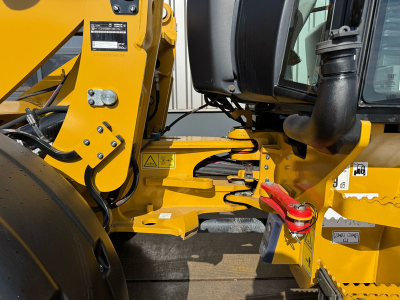 Wiellader Caterpillar 908M