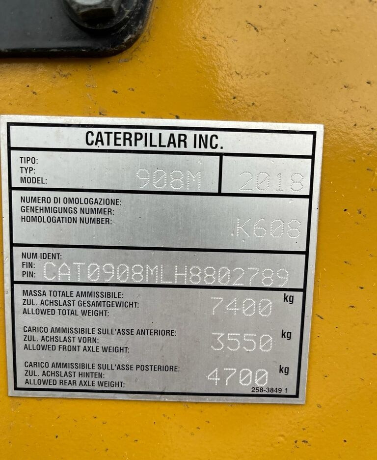 Wiellader Caterpillar 908M