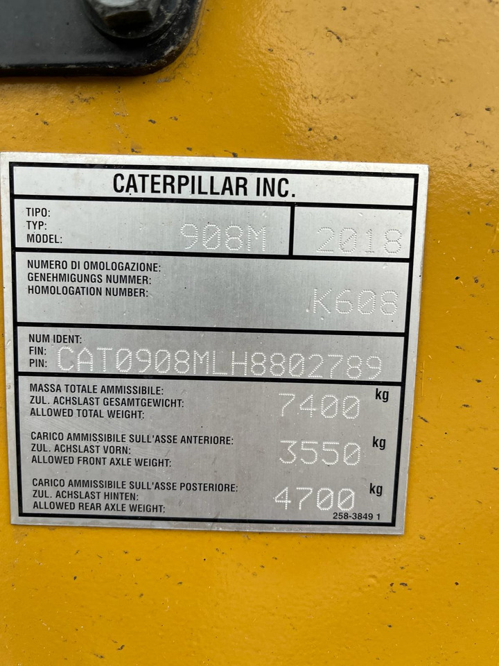 Wiellader Caterpillar 908M