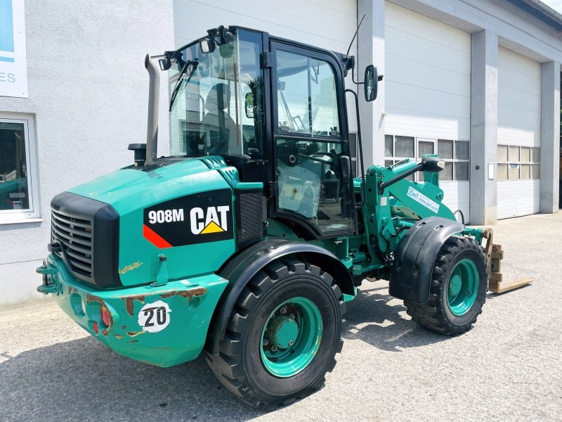 Wiellader Caterpillar 908M (3637)