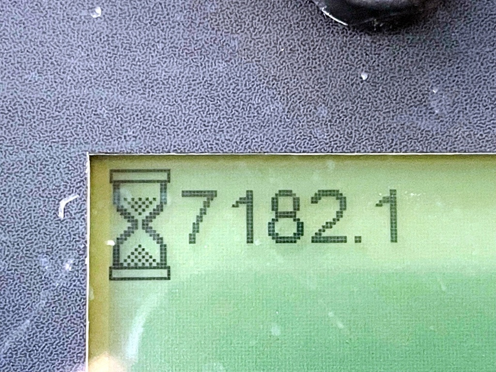 Wiellader Caterpillar 908M (3893)