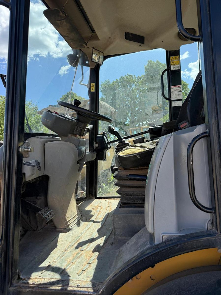 Wiellader Caterpillar 908 H 2 mal verfügbar