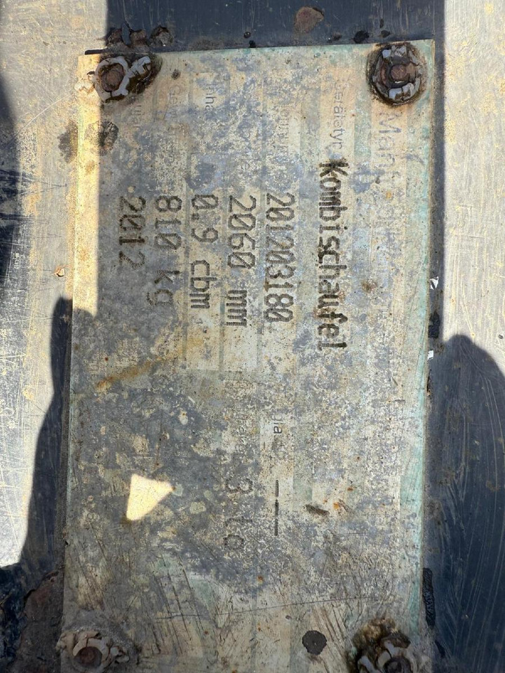 Wiellader Caterpillar 908 H 2 mal verfügbar