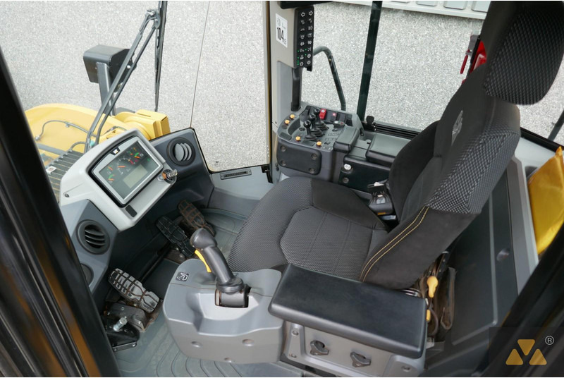 Wiellader Caterpillar 962M