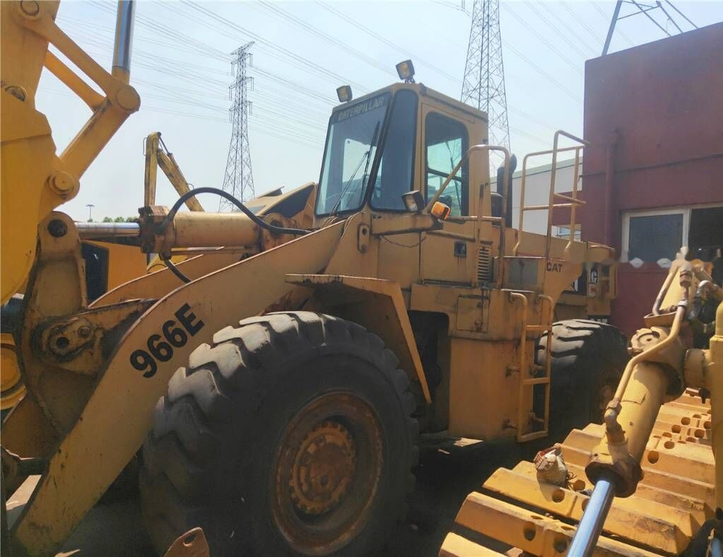 Wiellader Caterpillar 966E