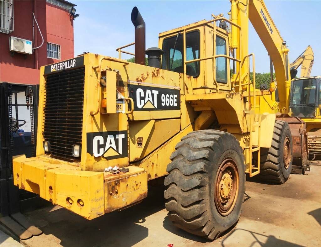 Wiellader Caterpillar 966E
