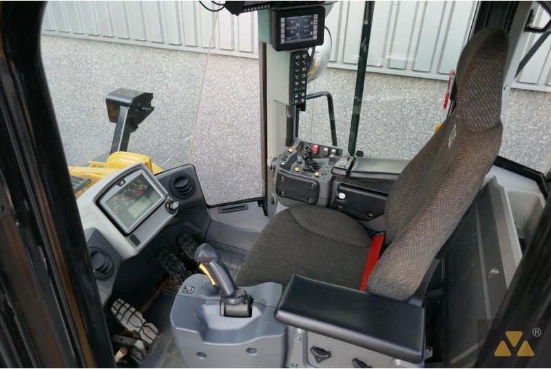 Wiellader Caterpillar 966M