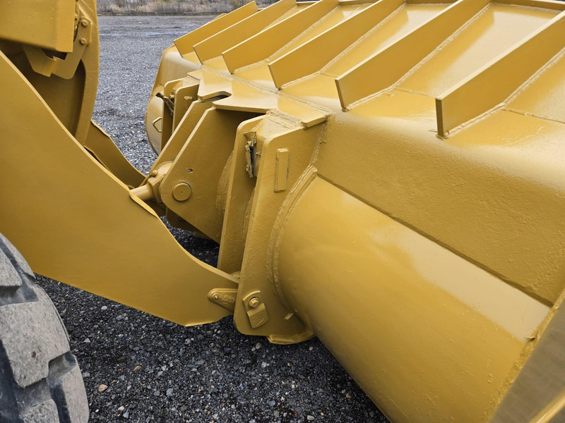 Wiellader Caterpillar 966MXE