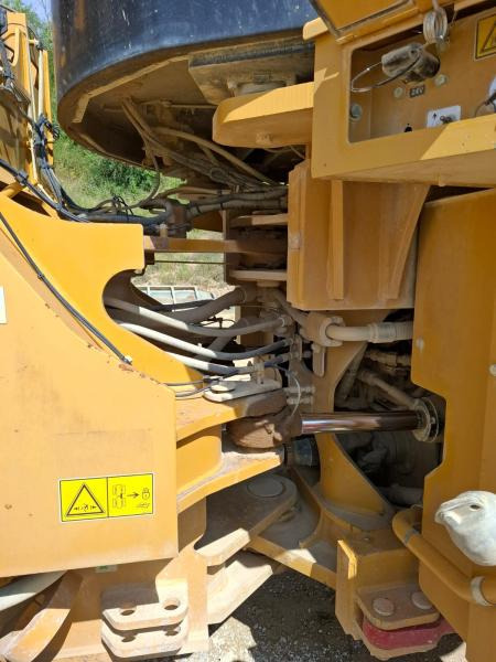 Wiellader Caterpillar 972K