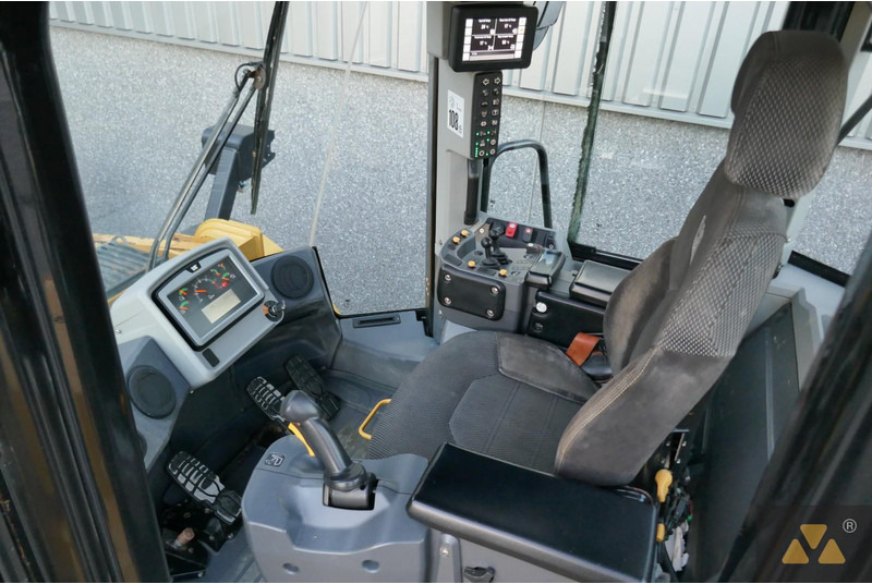 Wiellader Caterpillar 972M