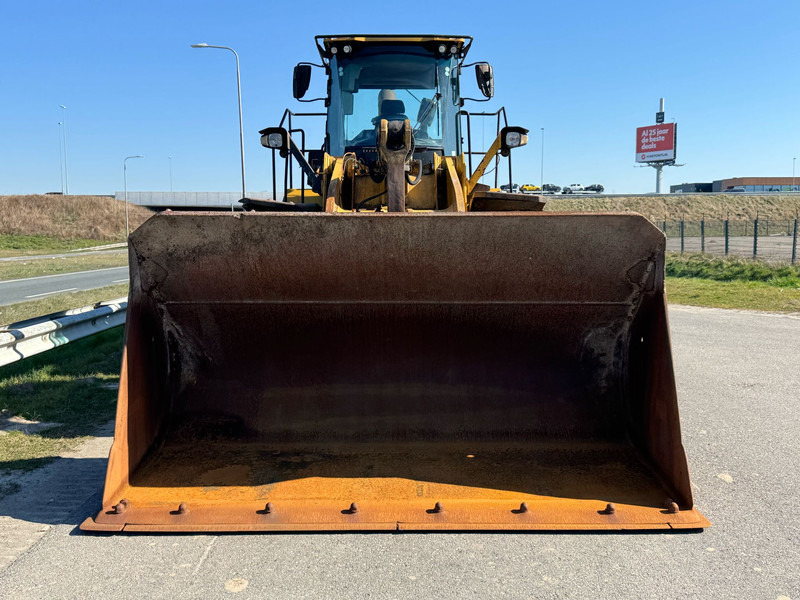 Wiellader Caterpillar 972M