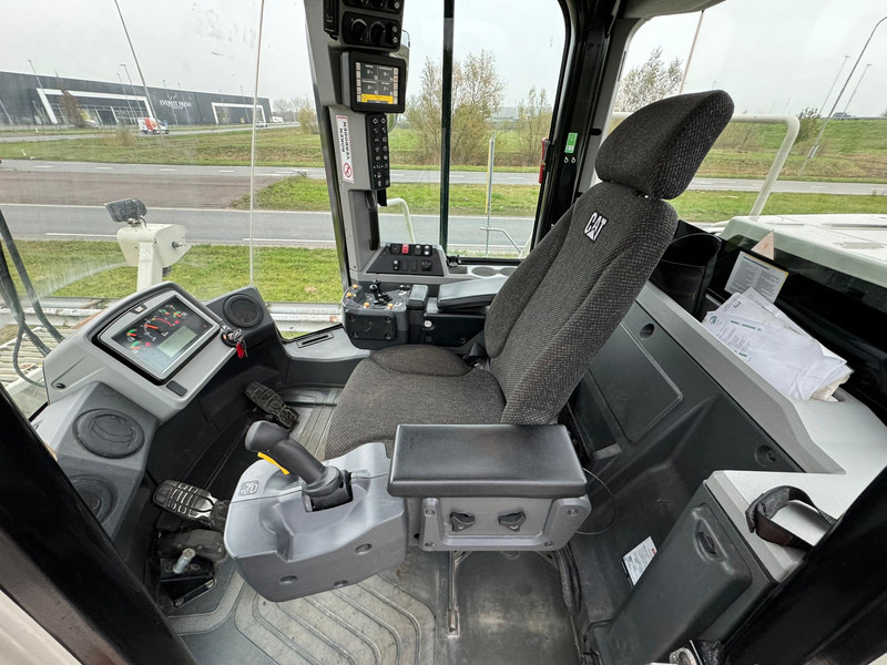Wiellader Caterpillar 972M XE