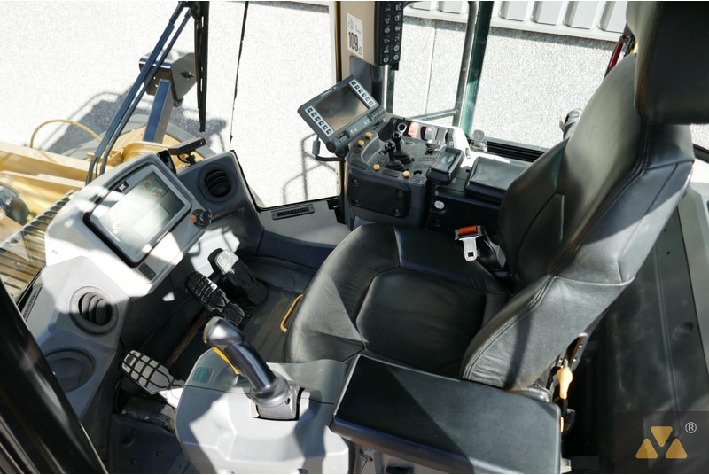 Wiellader Caterpillar 980M