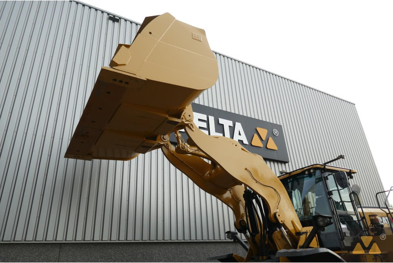 Wiellader Caterpillar 980M