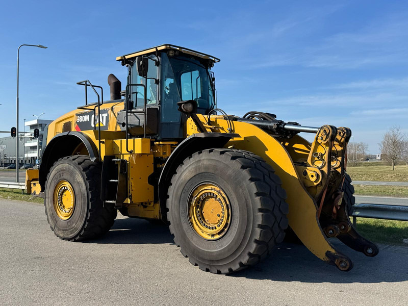 Wiellader Caterpillar 980M