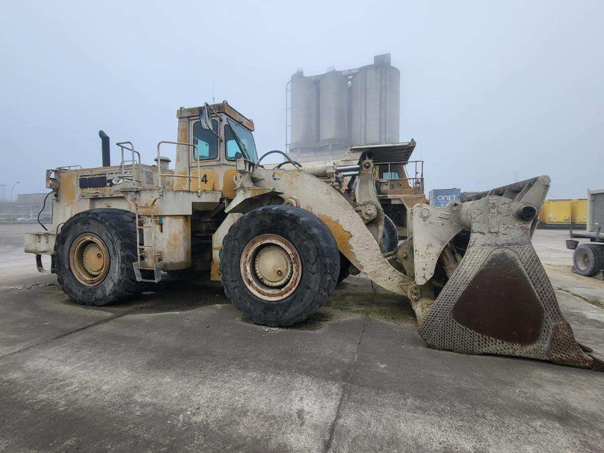 Wiellader Caterpillar 988B