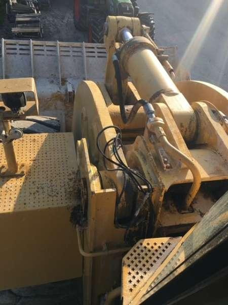 Wiellader Caterpillar 990