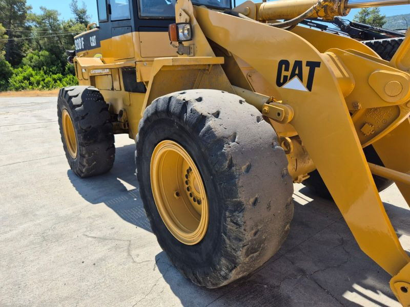 Wiellader Caterpillar CAT 928F