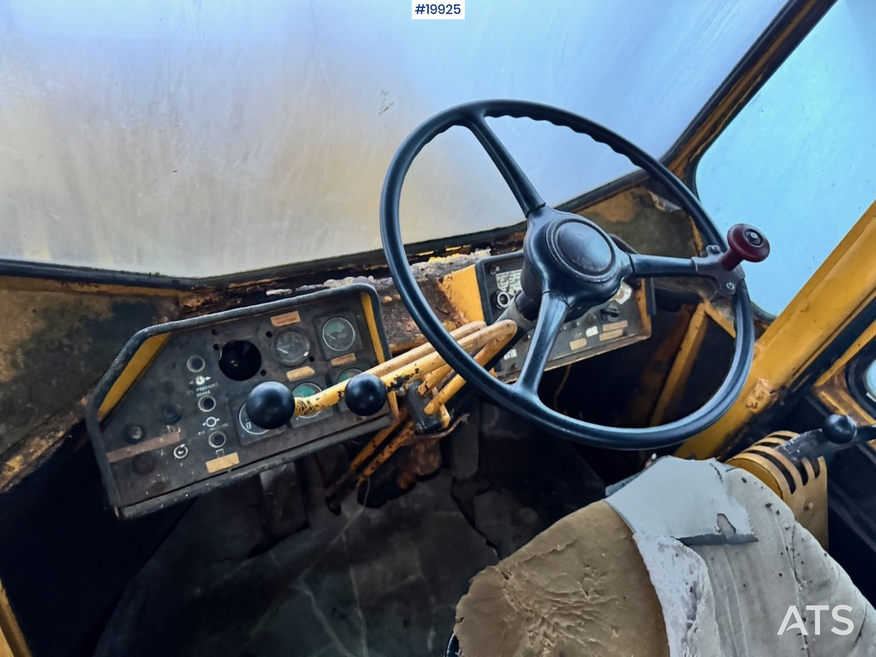 Wiellader Clark 75B