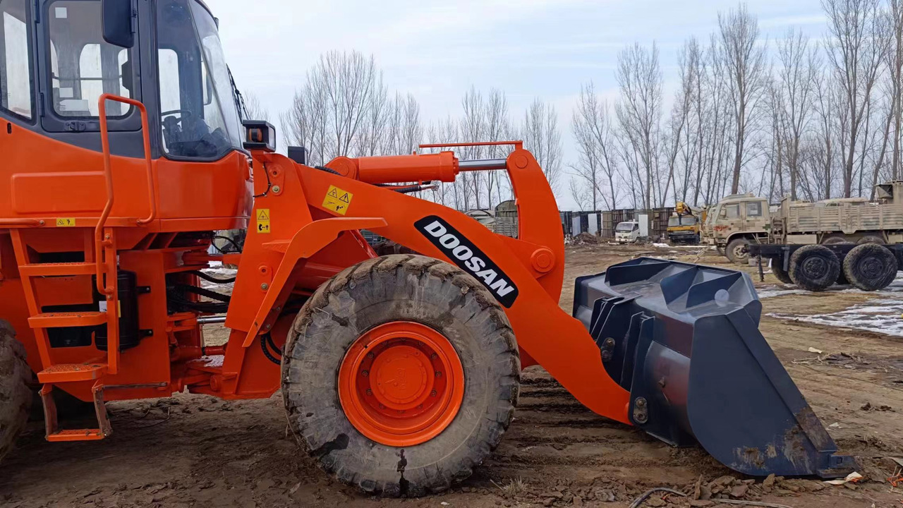 Wiellader DOOSAN DL503 WHEEL LOADER