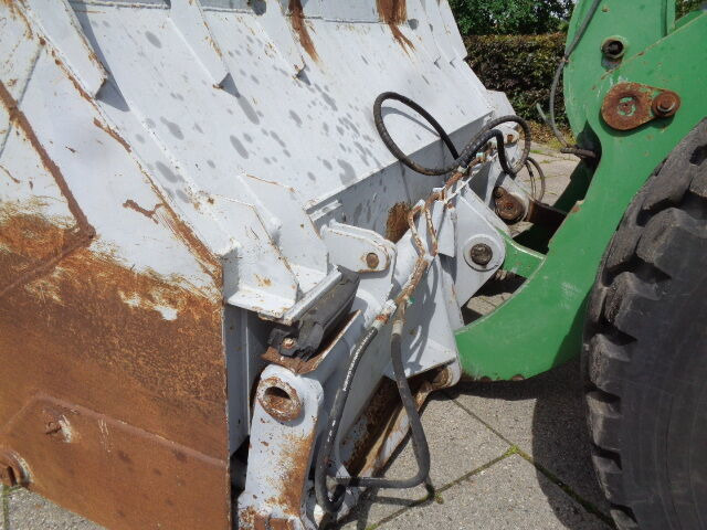 Wiellader Daewoo MG300