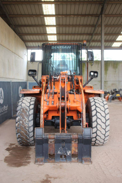 Wiellader Doosan DL250