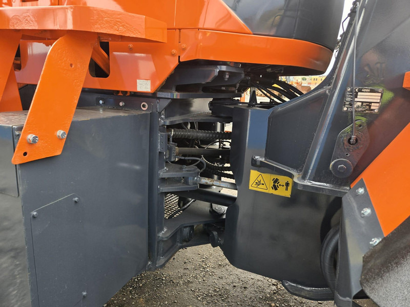 Wiellader Doosan DL300-5