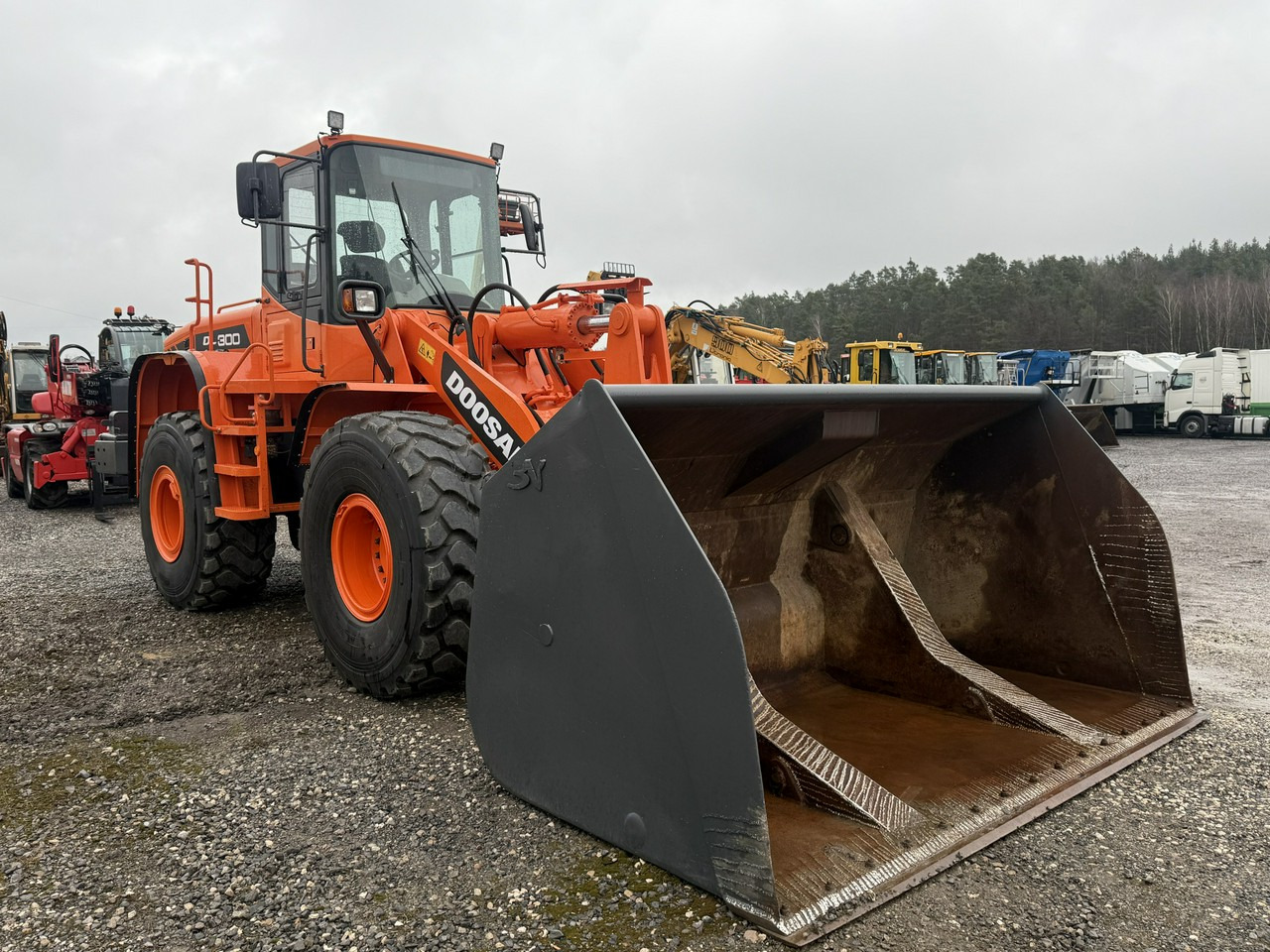 Wiellader Doosan DL300 Łyżka Wysokiego Wysypu 5m Nowe Opony !!!