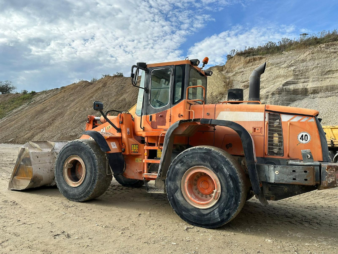 Wiellader Doosan DL 300
