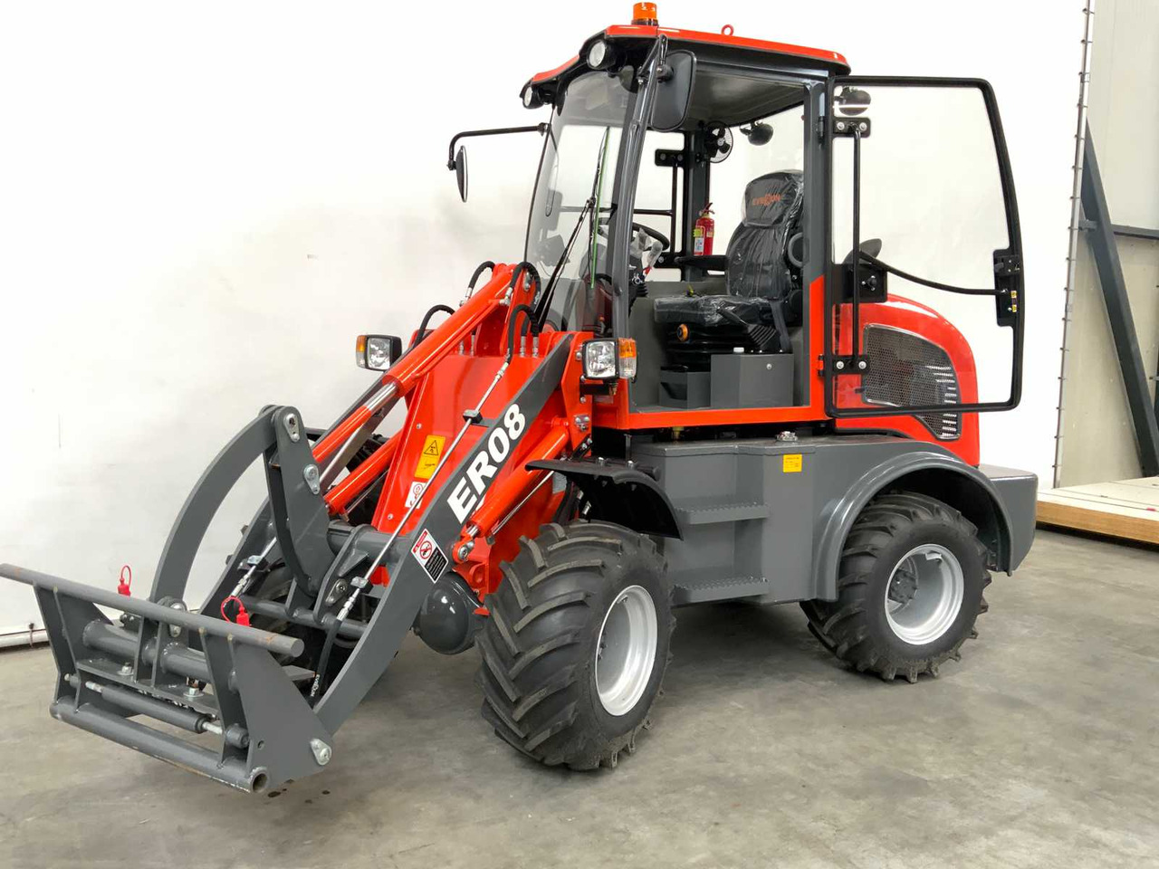 Wiellader EVERUN - 2025 - ER08 - WHEEL LOADER WITH QUICK COUPLER